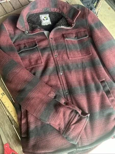 Men's Voyager Black Red Striped Sherpa Lined Flannel Jacket Large Snap Buttons - Picture 1 of 9