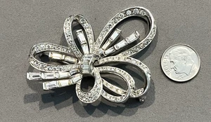 Vintage MARCEL BOUCHER Rhinestone Ribbon Bow Rhodium Plated Pin Brooch #3370 - Picture 1 of 8