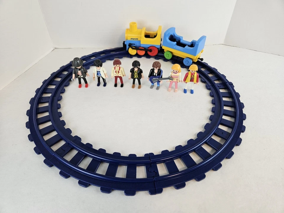 Playmobil Push and Pull Train Set Rock Band Player Singer Lot - Image 1 of 4