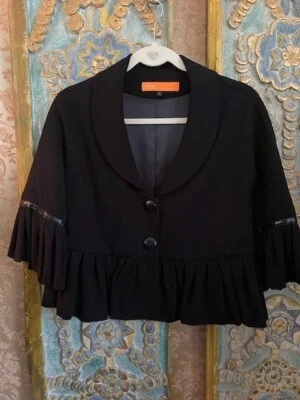 Chaqueta corta vintage negra "Cynthia Steffe" cierre de dos botones Foto 1 de 3