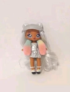 SCHÖN! NA NA NA SURPRISE MINIS Puppe: Serie 3 ARI PRISM - Bild 1 von 4