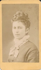 CDV Antique Photo Carte de Visite Woman Braided Hairstyle Pittman Carthage IL - Picture 1 of 5