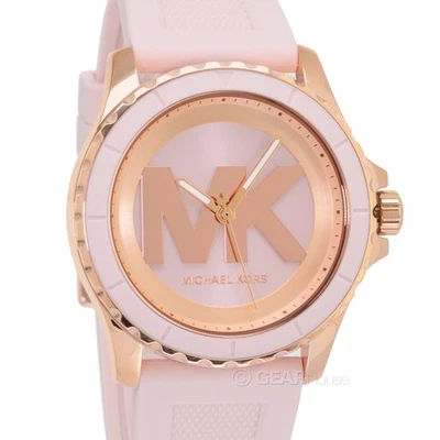 Reloj Michael Kors Everest para mujer de oro rosa, esfera con logotipo MK, correa de silicona rosa Foto 1 de 4