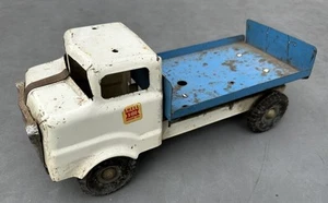 Tri-ang Milk float Lorry 1960’s Pressed Steel White And Blue - Picture 1 of 9