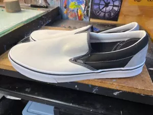 Vans Clásico Sin Cordones Mezcla Y Combina Negro Blanco Talla EE. UU. 10.5 Hombres Nuevo Raro - Imagen 1 de 6
