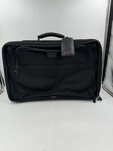 TUMI Made in USA schwarz Ballstic Nylon Handgepäck Kleidersack Aktentasche Schloss mit Schlüssel - Bild 1 von 24