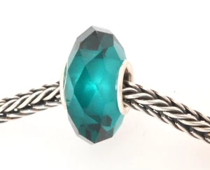 Di-Vo European Bead Vidrio Green Energie - 28-0042 - - Imagen 1 de 1