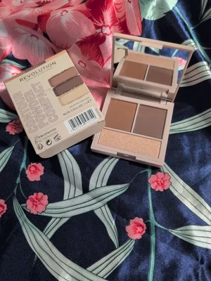 Revolution Contour Powder Compact Palette Light, 0.24oz - Image 1 of 3