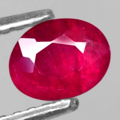 0.53Ct. Natural Gemstone Ruby Red Oval Facet Normal Heated Tanzania Ravishing - Image 1 of 4