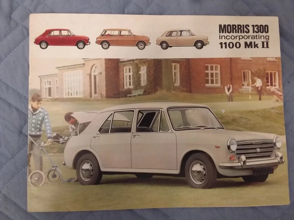 MORRIS 1300 INCORPORATING 1100 Mk II BROCHURE ILLUSTRATIVA  1971  IN INGLESE - Immagine 1 di 4