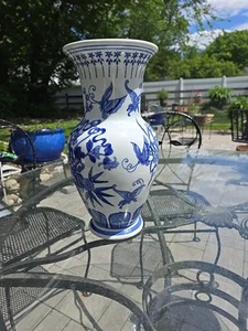 Multicolor Beautiful Asian Vase Floral Butterflies  Contemporary  - Picture 1 of 24