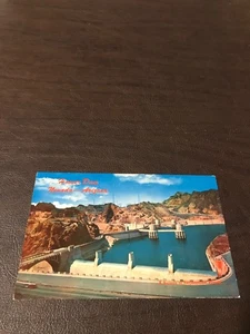 POSTED POSTCARD - A BUREAU OF RECLAMATION PROJECT - HOOVER DAM - Picture 1 of 2