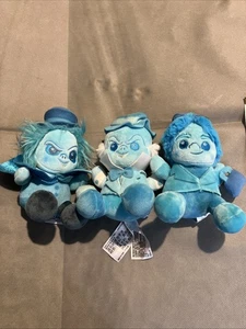 Disney Wishables Haunted Mansion Hitchhiking Ghost Set Of 3 - Picture 1 of 6