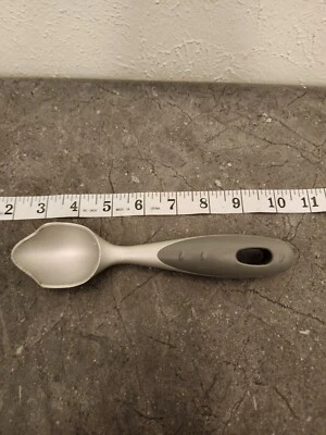 Cucharada de helado de chef mimada 2731 antiadherente corte en punta helado duro fácil Foto 1 de 3