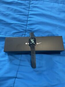 Apple Watch Series 5 Nike+ | eBay