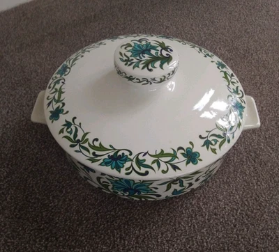 Midwinter Spanish Garden Tureen 21 Cm Jessie Tait Good condition base is crazed - Image 1 of 4