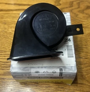 2014-2019 Infiniti Q50 High Note Pitch Honking Sound Horn 25610-4Ga0a OEM - Bild 1 von 2