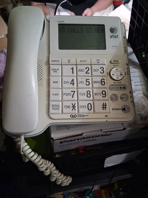 AT&T CL4939 5,8 ГГц однолинейный проводной громкоговоритель телефон с цифровым ответом - Изображение 1 из 3