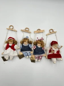 Colección K & S Conjunto de 4 Muñecas Columpias Vintage Adornos de Navidad Vacaciones - Imagen 1 de 24
