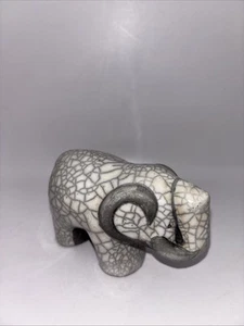 Raku gebrannte Kunstkeramik klein/Mini Elefant ~ hergestellt in Südafrika - Bild 1 von 9