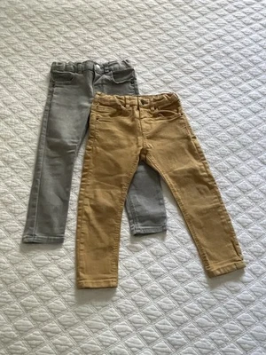 Pantalones Zara para niño, talla 4/5, lote-2 Foto 1 de 4