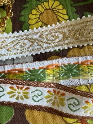 Lote y parches de costura con flecos vintage años 70 Foto 1 de 4