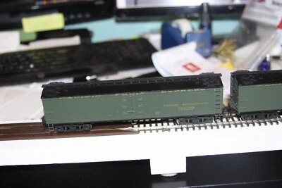 HO scale set 2 woodside GACX Reefer cars New Broadway Limited Pacific Fruit Expr - Image 1 of 3