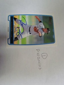 2013 1st Bowman Card Robert Ravago Signed Baseball Card 