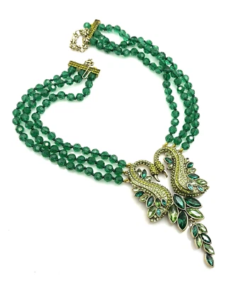 Collar distintivo firmado HeidiK9 doble cisne cristal verde pedrería Foto 1 de 4