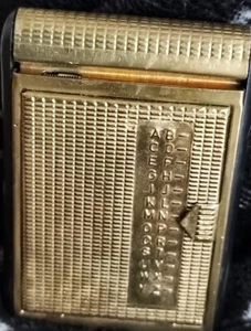 1960s Vintage miniature metal address book, flipping list finder - Picture 1 of 2