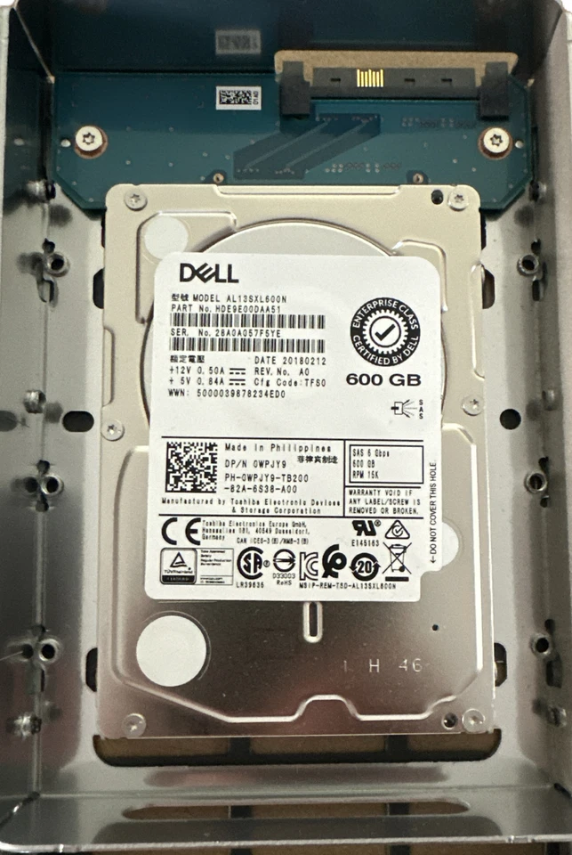 Dell 600GB,Internal,15000 RPM,2.5 inch (OWPJY9) Hard Disk Drive Dell 3.5” Tray - Image 1 of 1