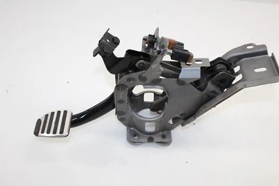 2010-2020 Nissan 370z M/T Brake Pedal OEM DD35 - Image 1 of 4