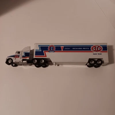 #43 Richard Petty STP Гоночная Команда Дорожные Чемпионы Тягач Грузовик, Б/у, См. Фотографии - Изображение 1 из 4