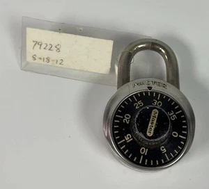 Master Lock V65 Padlock Locker  - Picture 1 of 2