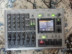 Roland VR-3 All-in-One tragbarer 4-Kanal AV-Mixer kostenloser Versand - Bild 1 von 3