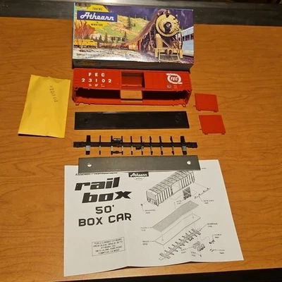 Vintage Athearn HO Blue Box Kit# 5531 FEC 50' Railbox Red FEC 23102  - Image 1 of 4