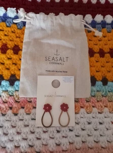 Seasalt Earrings Painted Anemonies Magenta BNWT and Gift Bag - Picture 1 of 5