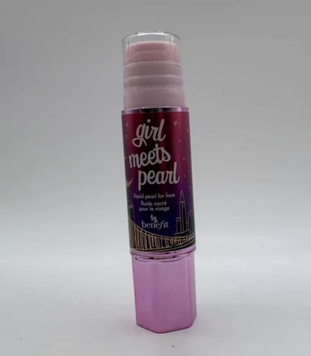 BENEFIT GIRL MEETS PEARL PERLA LÍQUIDA PARA ROSTRO 12 ML/0,4 OZ Foto 1 de 2