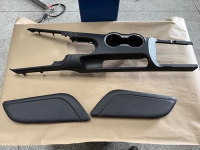 2018-2023 Ford Mustang GT Center Console Top Interior Trim Pieces Leather - OEM - Изображение 1 из 4