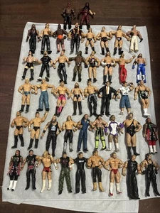 WWE Jakks Wrestling Action Figures Lot of 44 Wrestlers 2000’s W/Some Rares - Picture 1 of 9
