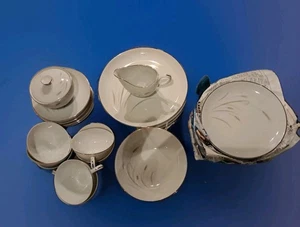 Japan Fine China "Golden Wheat" China Set 8 With 7 Coffee Cups - Picture 1 of 11