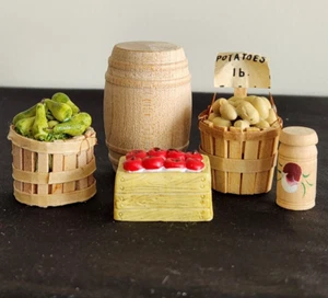 Vtg Miniature Doll House General Store Lot Wood Tomatoe Potatoes Pears in Basket - Picture 1 of 9