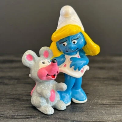Smurfs 20410 Smurfette and Squeaky Mouse Smurf Figurine Schleich Peyo PVC Figure - Image 1 of 4