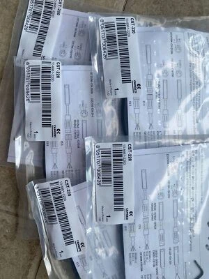 Camozzi CST-220 Magnetic proximity switch one NEW - Image 1 of 4