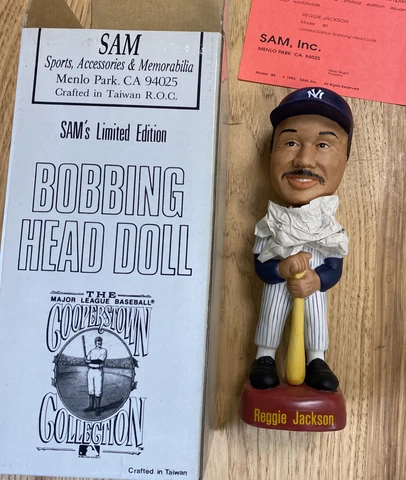 Reggie Jackson Yankees SAM BOBBLE HEAD ORIGINAL BOX AND CERT Cover