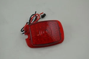 United Pacific FTL4053LED 37-38/40-53 Chevy LED Tail Light *Single Right - Imagen 1 de 3