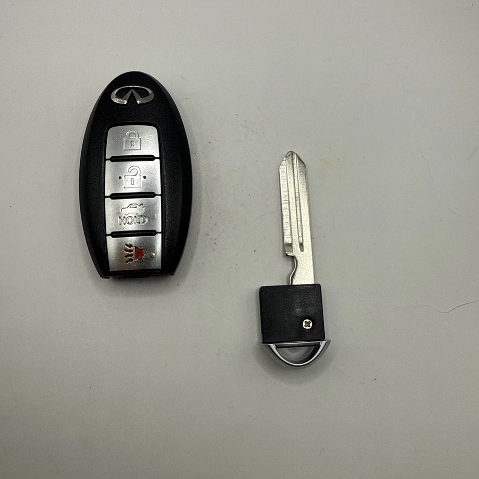 Llave de proximidad para INFINITI M35 / M37 / M56 / Q70 2011-2019 FCCID:CWTWB1U787 Foto 1 de 4