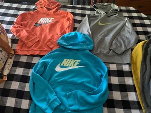 Nike Pullover Hoodie Youth Size Medium (10-12) lot - Picture 1 of 6