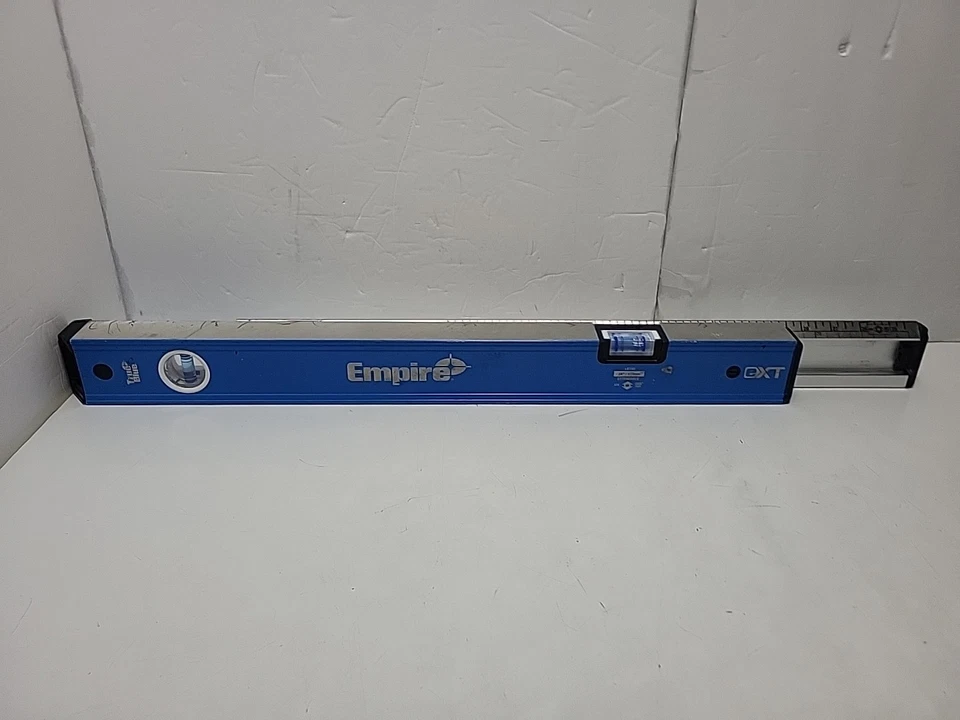 Empire Level eXT40  24"- 40" Extendable True Blue Box Level (Q) - Image 1 of 4