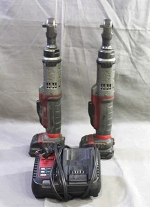 MAC Tools 12 V 3/8" & 1/4" kabellose Ratschen ~ 2 Werkzeuge mit 2 Akkus & Ladegerät - Bild 1 von 22